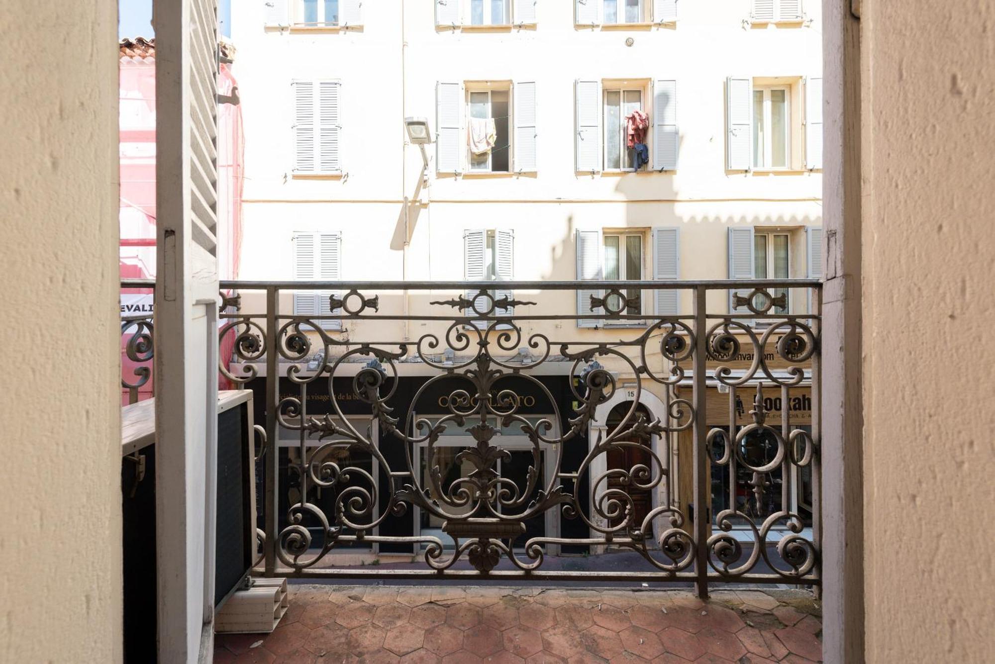 Le Retro Avec Mezzanine En Plein Centre Apartment *